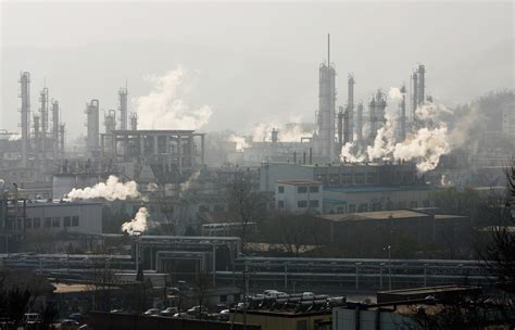 are there refineries in china